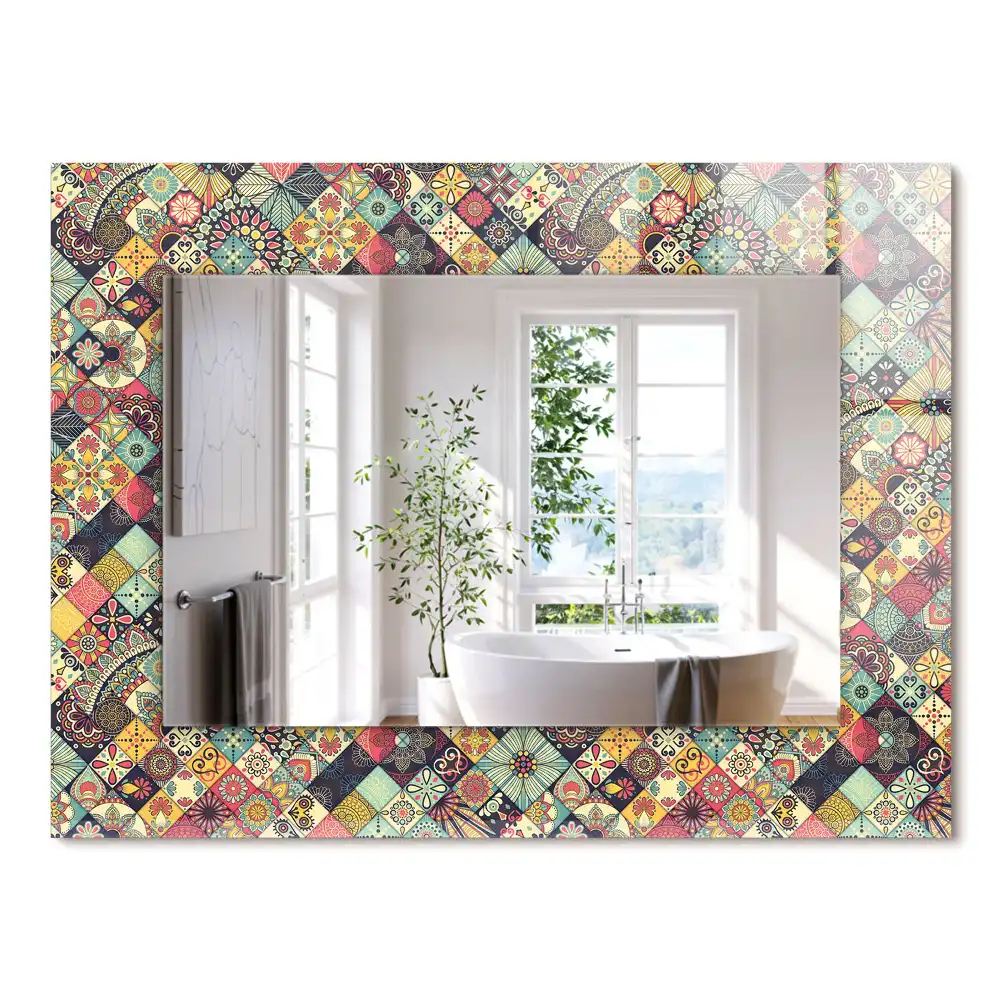 Négyszögletes díszes tükör színes patchwork mintákkal