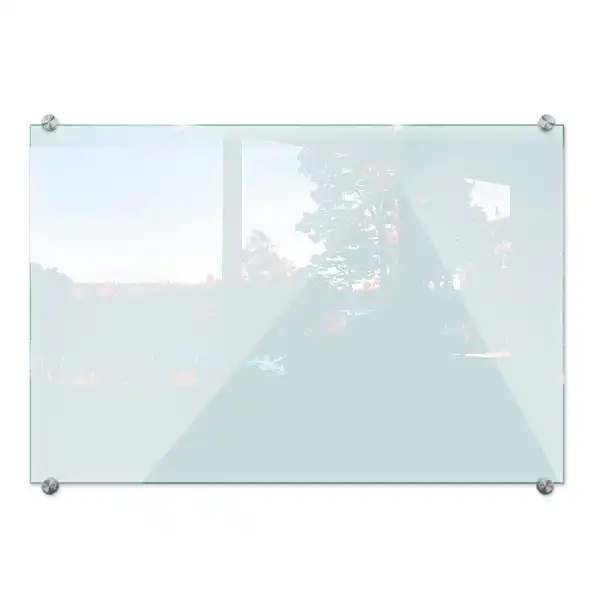 Átlátszó konyhai fali panel