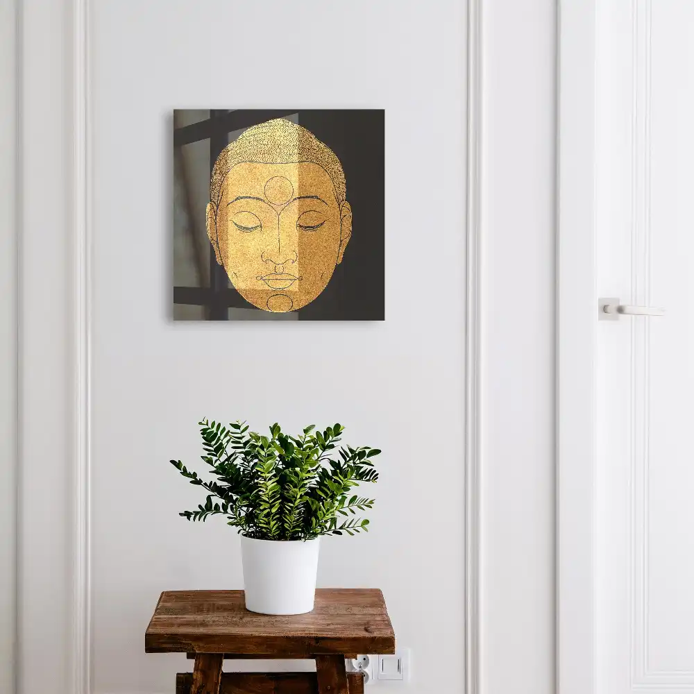 Minimalista meditációs motívumos kulcsszekrény meleg színekben
