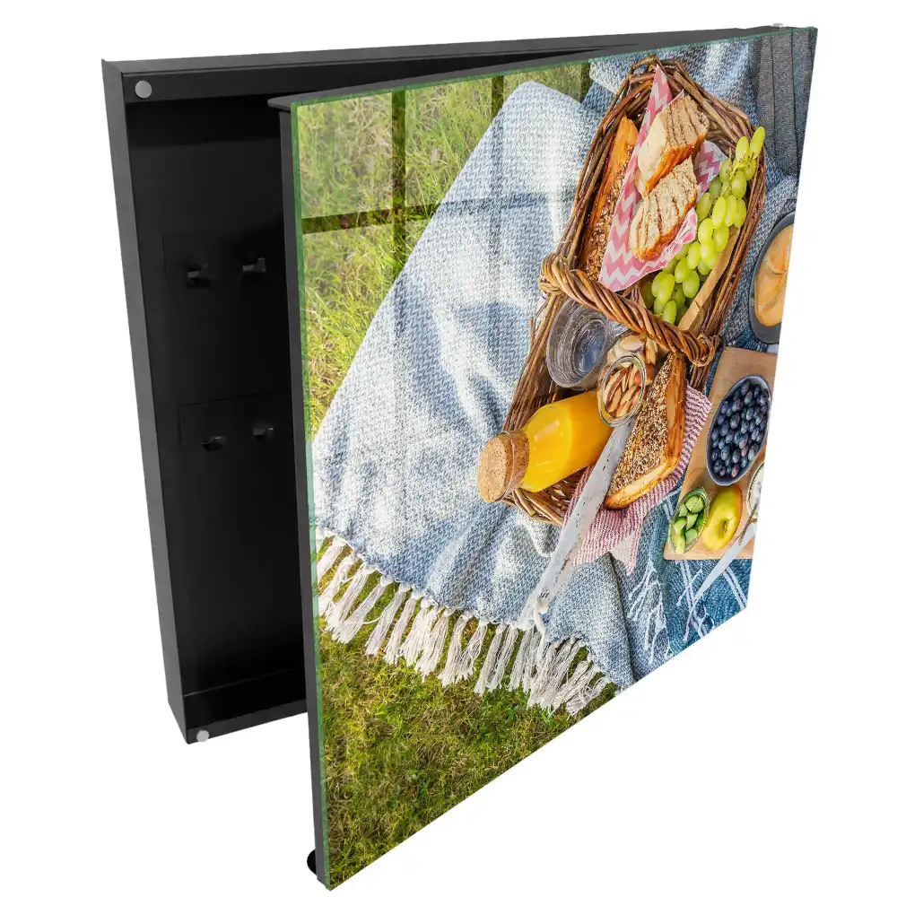 Piknik a fűben mintás kulcsszekrény
