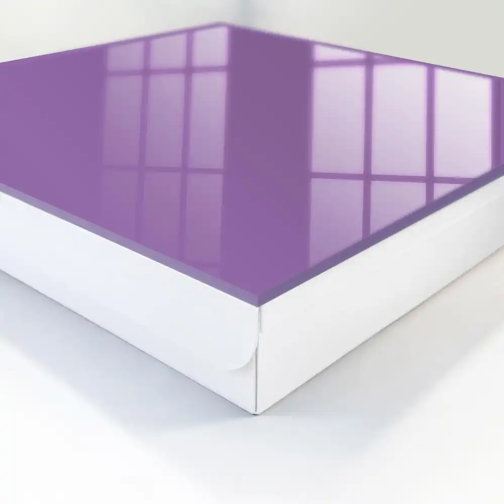 Lila színű elegáns minimalista kulcstartó szekrény