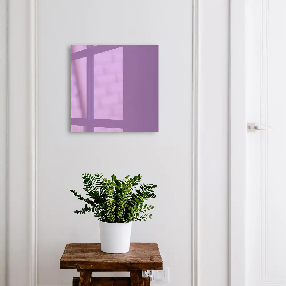 Lila színű elegáns minimalista kulcstartó szekrény