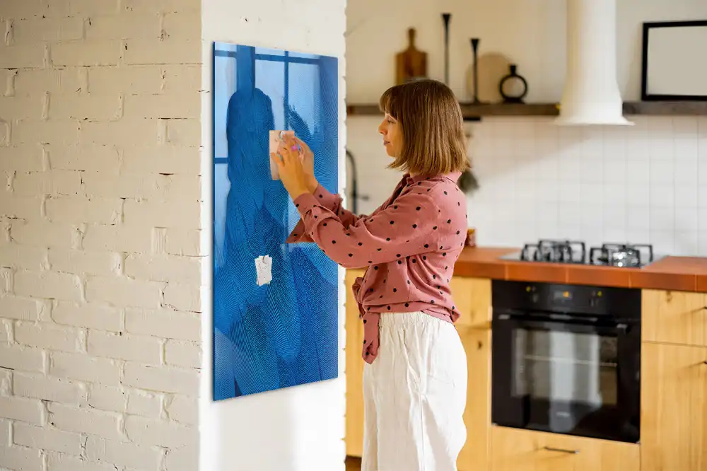 Törölhető tábla madártoll mintával