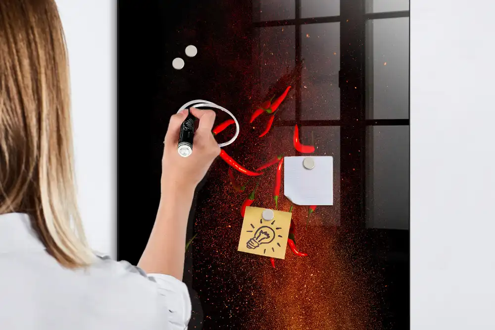 Törölhető tábla erős paprika mintával