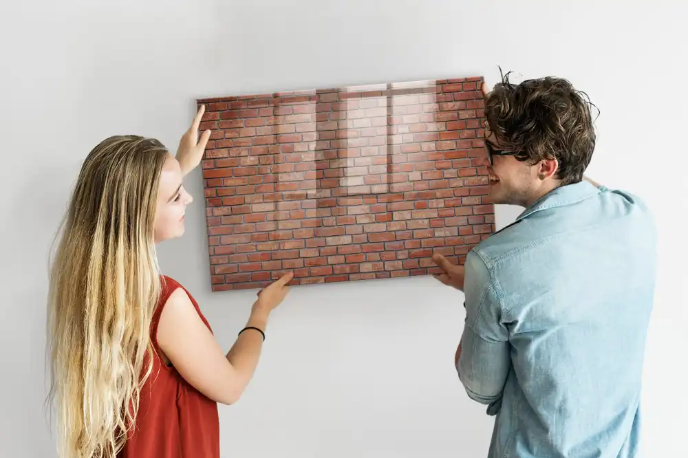 Írható mágneses tábla téglafal mintával
