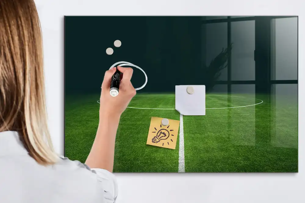 Mágneses írható futballpálya taktikai tábla