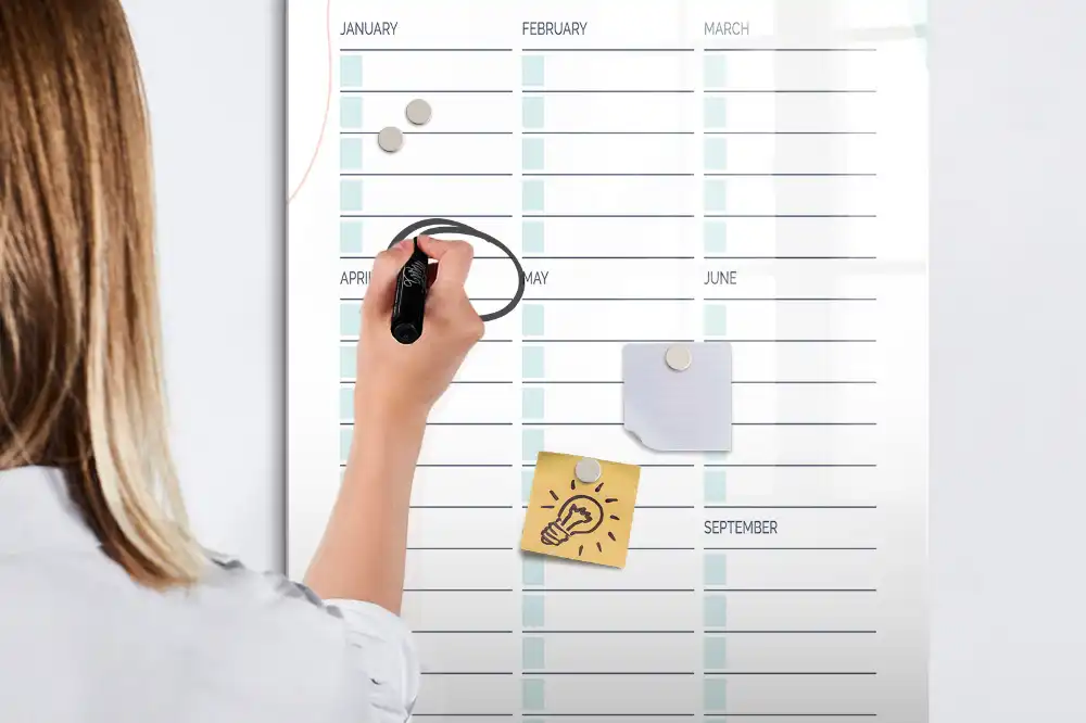 Írható mágnestábla fontos eseményekhez