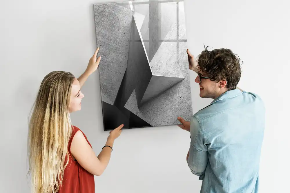 Mágneses tábla modern geometriai mintával és filctollal