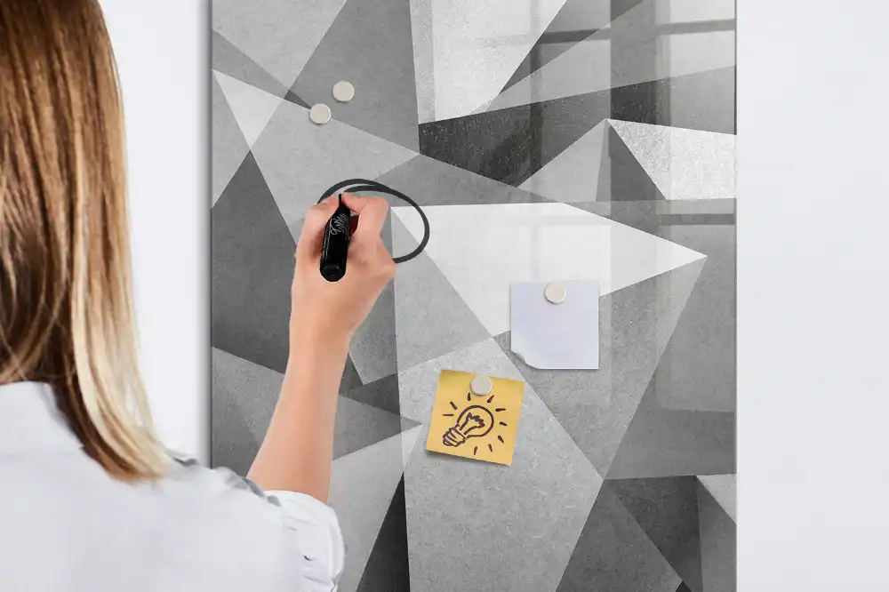 Geometriai mintás írható mágnestábla