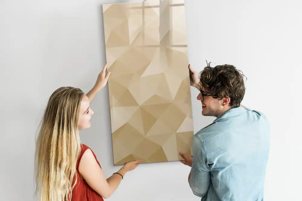 Írható mágnestábla geometrikus piramis mintával