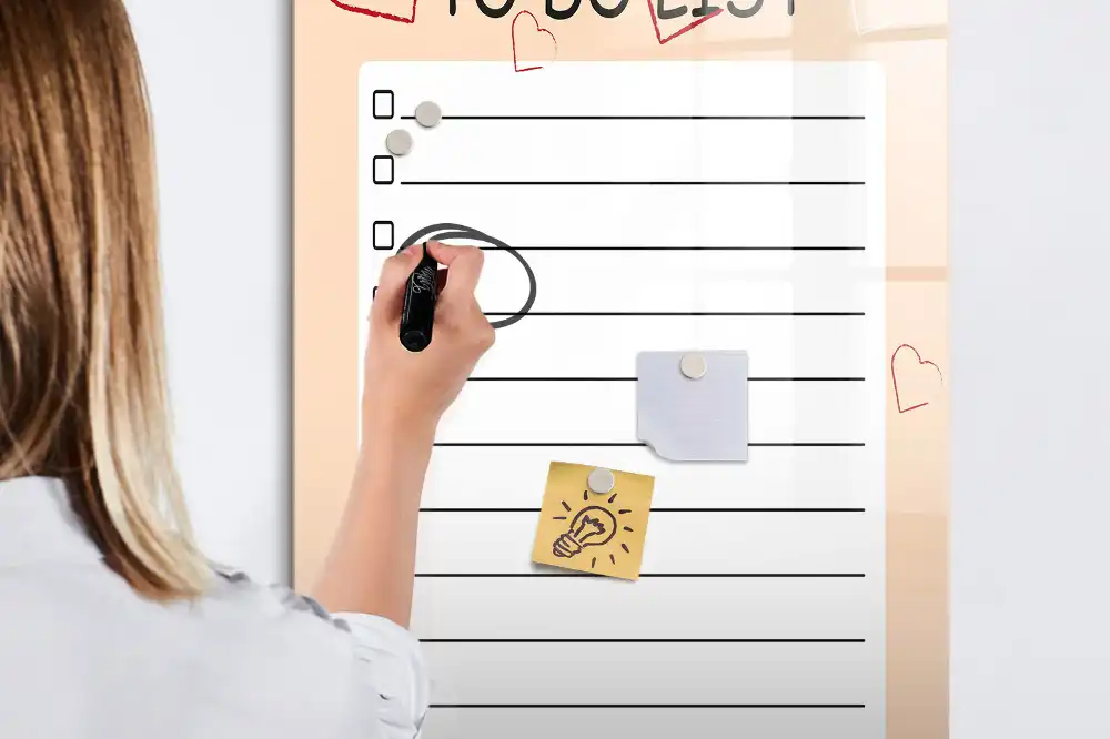 Mágneses prioritási lista filctollal