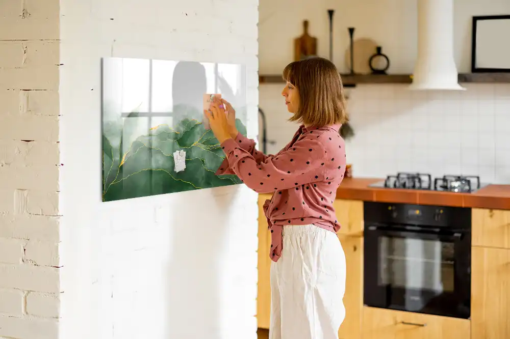 Absztrakt levélmintás mágneses törölhető tábla