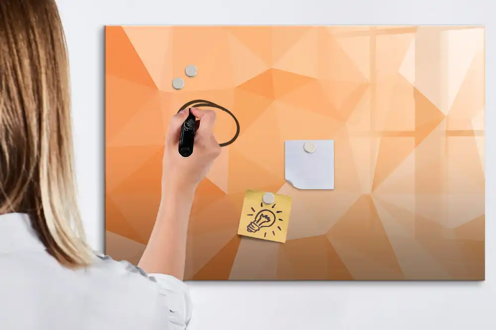 Absztrakt geometrikus háromszög mintás mágneses törölhető tábla