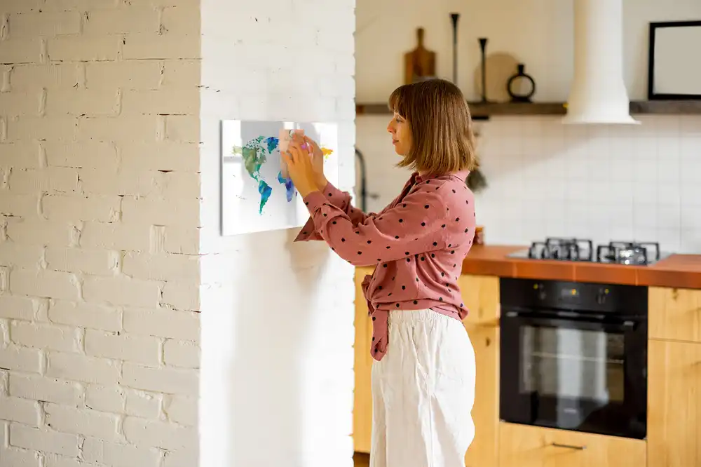 Mágneses, törölhető tábla vízi festésű földgömb mintával