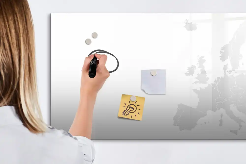 Mágneses, írható európai kontinenstérkép
