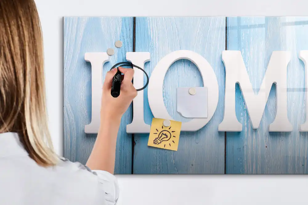 Mágneses törölhető tábla Otthon édes otthon felirattal