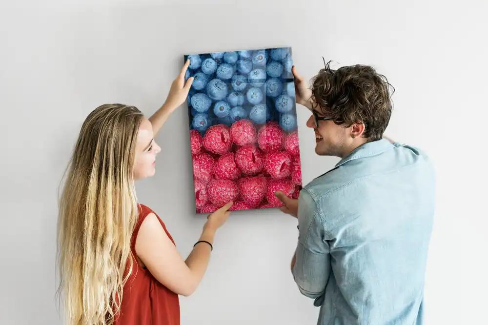 Mágneses tábla málna és áfonya mintával