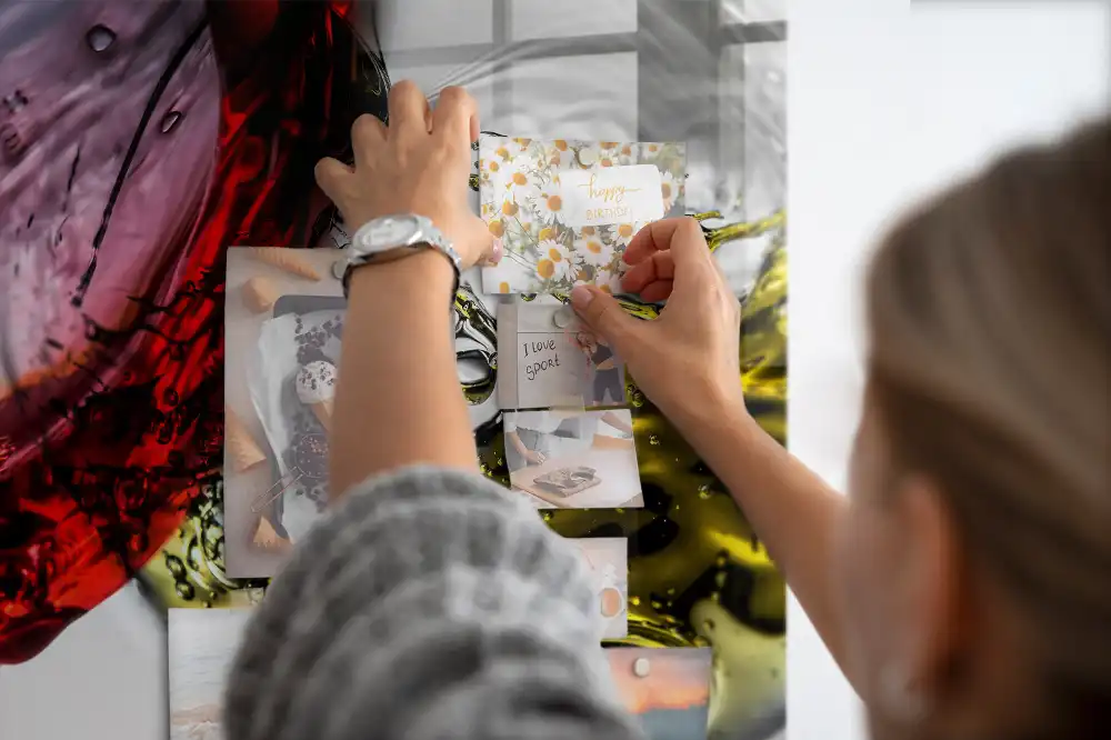 Mágneses emlékeztető tábla boros pohár mintával