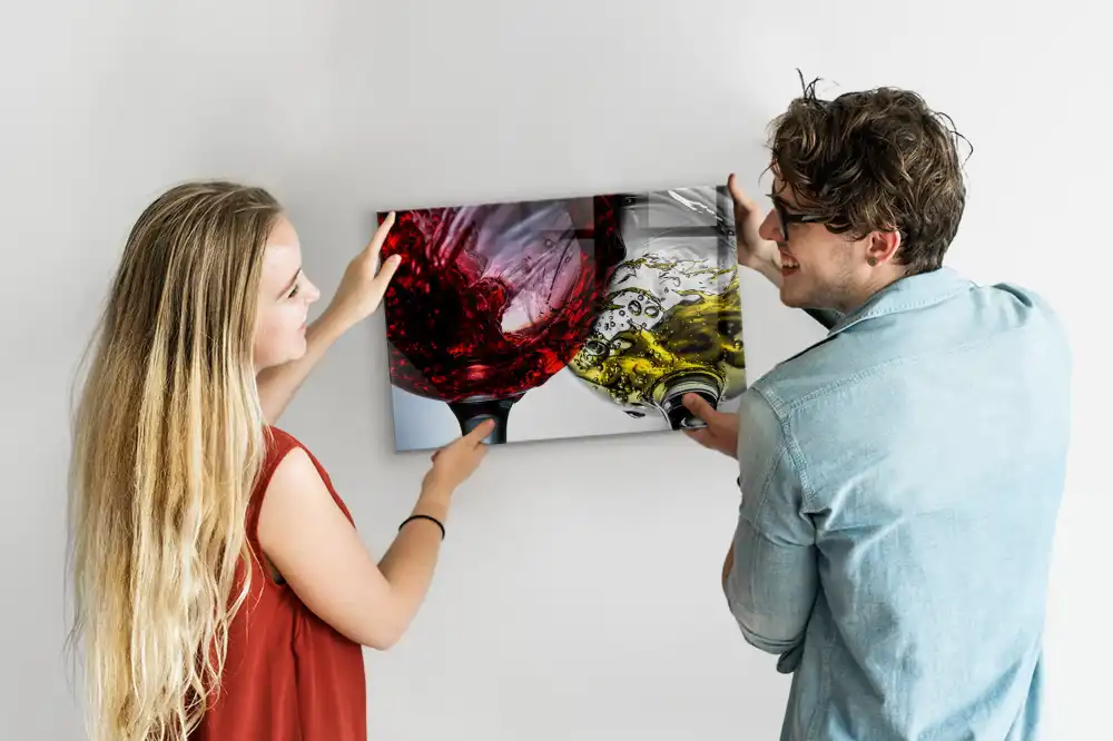 Mágneses emlékeztető tábla boros pohár mintával