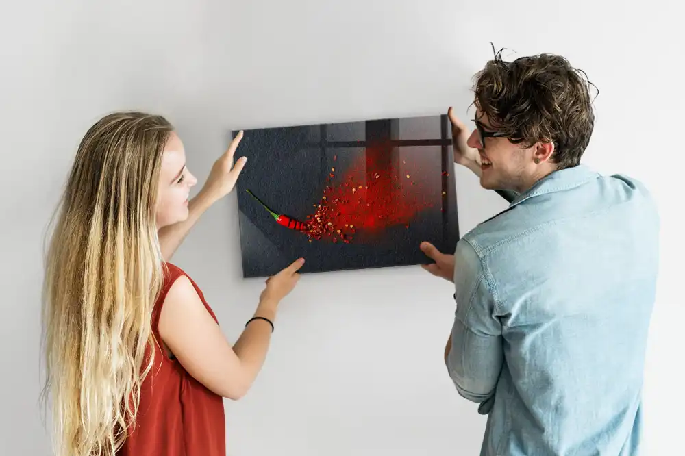 Mágneses emlékeztető tábla őrölt chili mintával