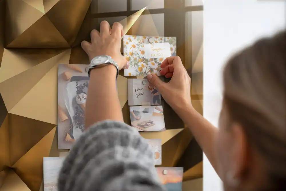 Geometriai absztrakció mintás mágneses tábla