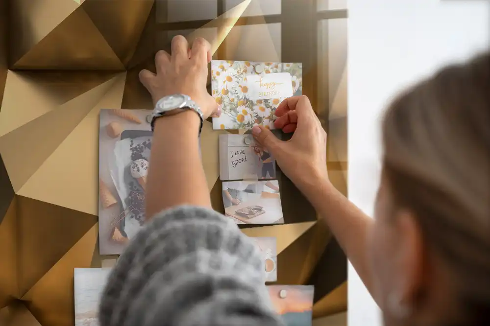 Geometriai absztrakció mintás mágneses tábla