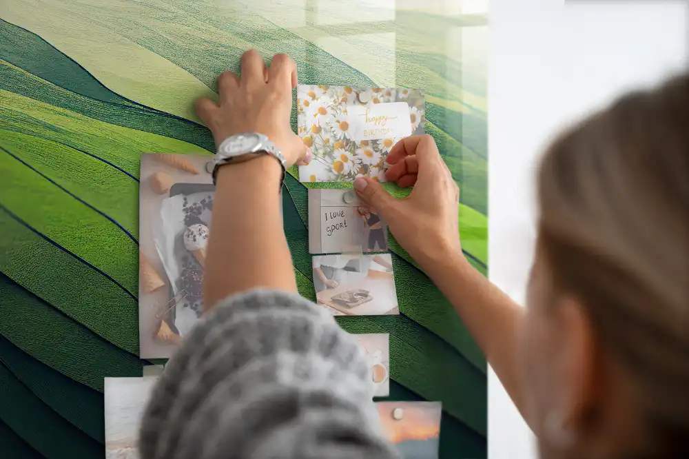 Absztrakt zöld mezők mintás mágneses tábla